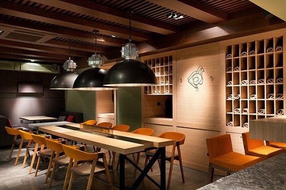 91免费看片网站防火板装修的星巴克咖啡店